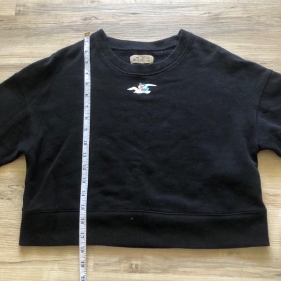 Hollister Crop Sweater - Picture 3 of 7